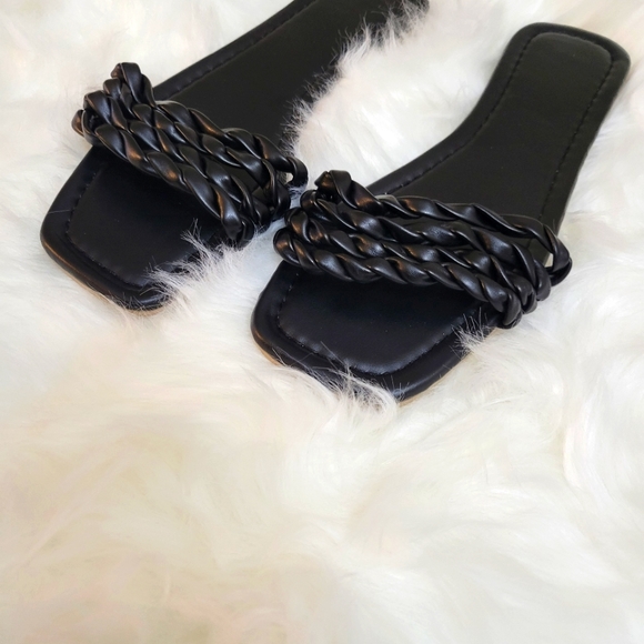 Monte Sandals - Picture 3 of 4